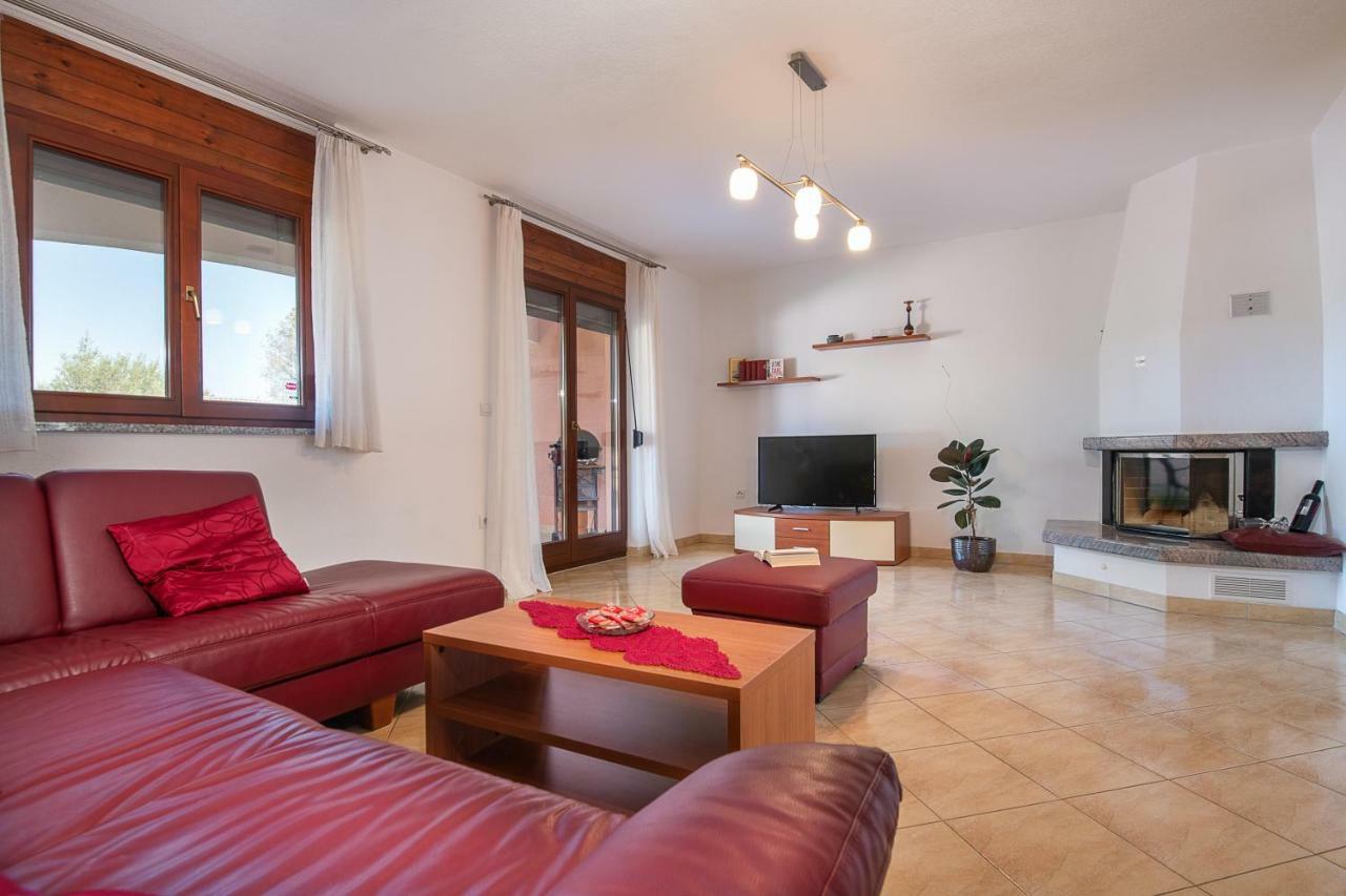Ferienhaus Joy Лижнян Экстерьер фото